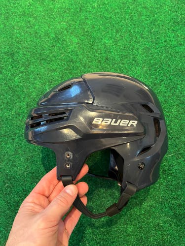 Bauer Re-Akt Navy Blue Medium Helmet
