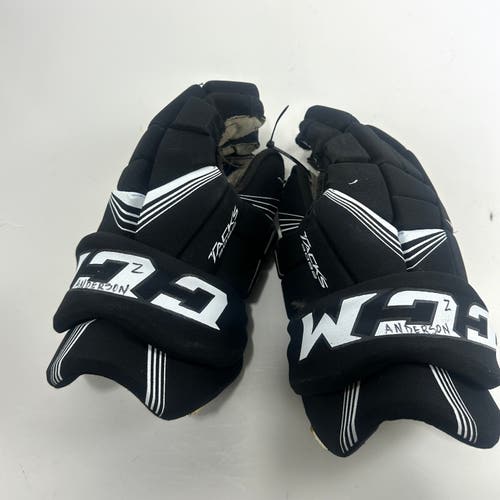 Used Black CCM Tacks 3092 Gloves | 14" Q872