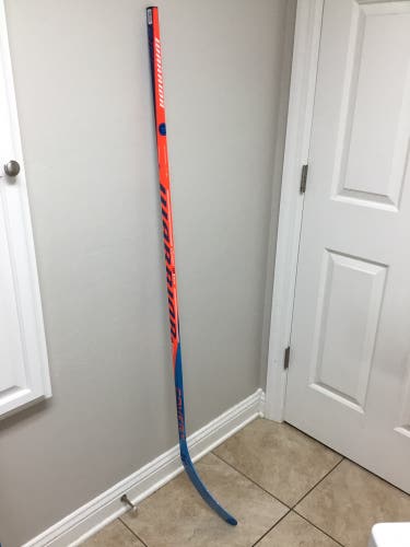 Warrior Covert QRE ST2 Int 70 Right W03 Hockey Stick