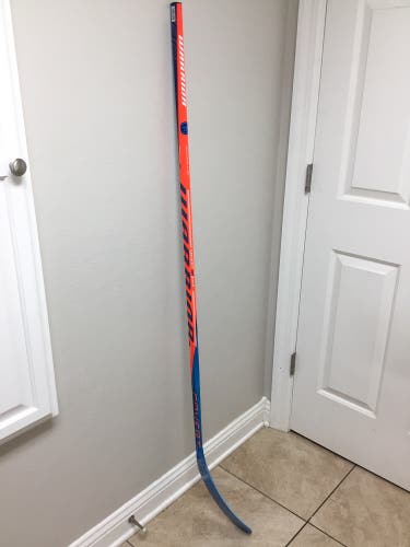 Warrior Covert QRE ST2 Int 70 Right W28 Hockey Stick