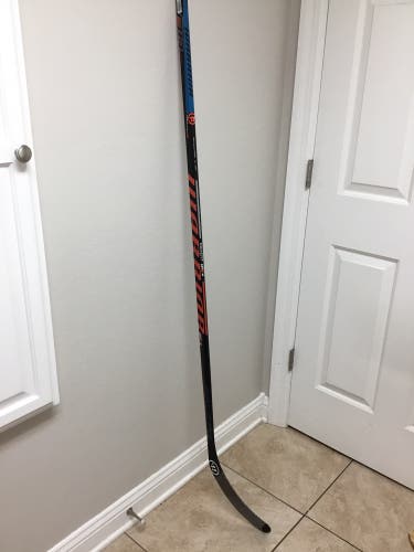Warrior Covert QRE 4 Int 70 Right W03 Hockey Stick