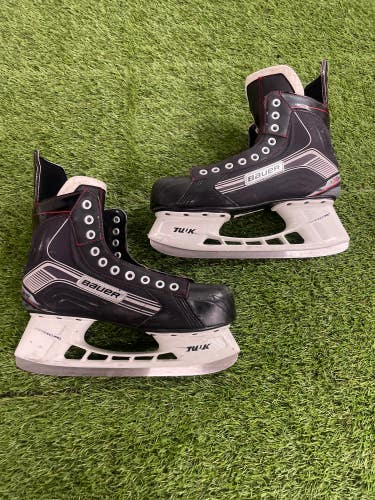 Used Senior Bauer Vapor X300 Hockey Skates Size 10