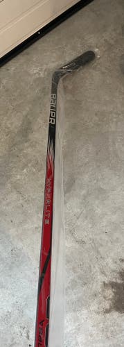 New Senior Bauer Right Handed Pro Stock Vapor Hyperlite 2 Hockey Stick