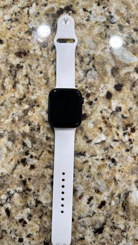 Apple Watch Series 7 w LTE 45mm
