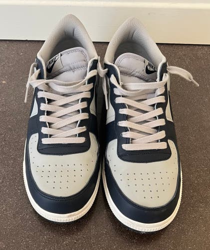 Used Nike Terminator Low Georgetown Men’s Size 12 Shoes (Check Description)