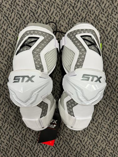 STX CELL VI Senior Large Arm Guards