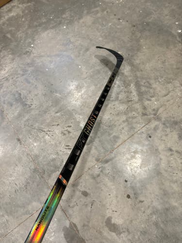 New Intermediate CCM Right Handed P28  FT Ghost Hockey Stick