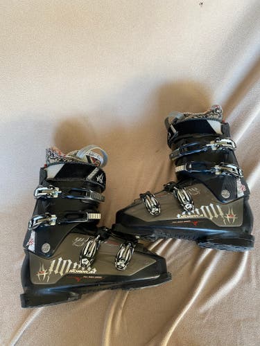 Used Men's Nordica All Mountain Hot Rod 75 Ski Boots