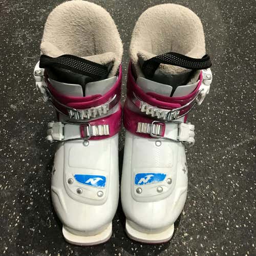 Used Nordica Little Belle 2 185 Mp - Y12 Girls' Downhill Ski Boots