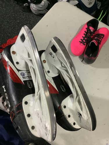 Used Ccm Jet Speed Adjustable Ice Hockey Skates