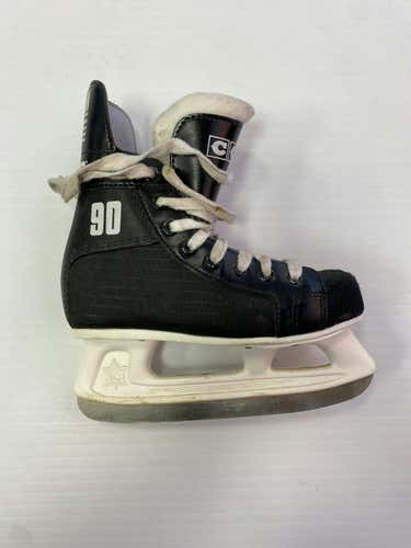 Used Ccm Champion 90 Junior 02 Ice Hockey Skates