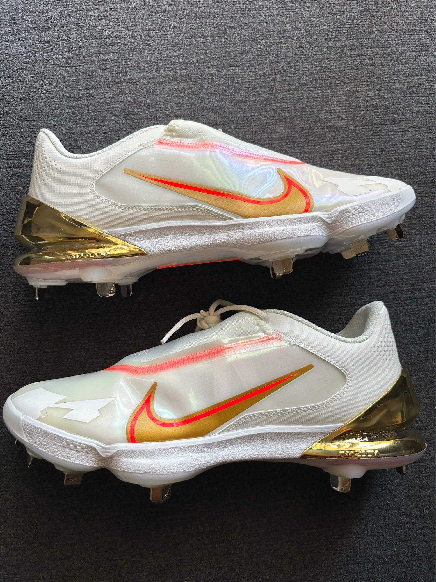 Nike Force Zoom Trout 8 Pro Playoff Pack White/Gold Metal Baseball Cleats Sz 12 Nike Force Zoom Trout 8 Pro Metal Baseball Cleats main image 3