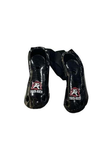 Used Md Martial Arts Foot Pads