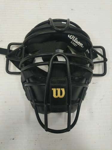 Used Wilson A3027 Catcher's Equipment