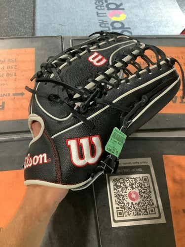 Used Wilson Scot7 12 3 4" Fielders Gloves