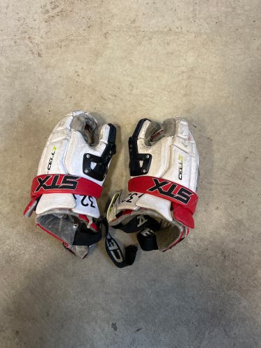 University Of Utah #32 Game Used Team Issued Lacrosse Goalie STX Large Cell V Lacrosse Gloves