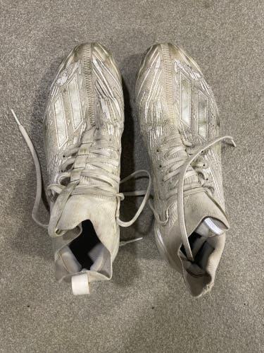 Used Adult Low Top Molded Cleats