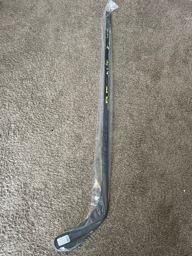 New Senior Bauer Right Handed P92 77 Flex Ag5nt Hockey Stick