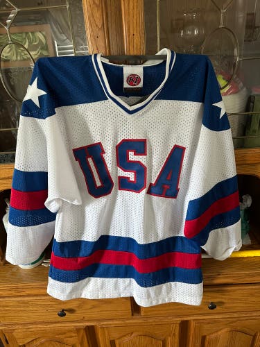 Team USA 1980 Miracle On Ice Jersey, Size Small
