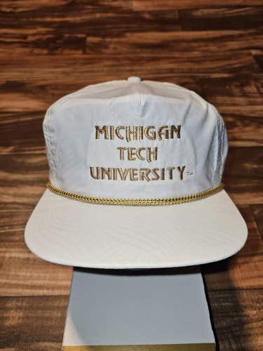 Vintage Michigan Tech University Huskies NCAA College Sports White Hat Snapback