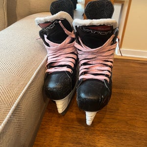 Used Junior Bauer Regular Width  Size 3 Vapor X3.5 Hockey Skates