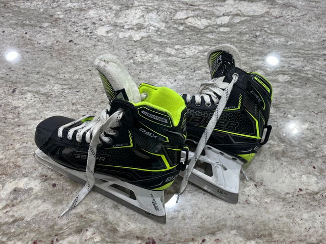 Used Bauer Regular Width 7 GSX Hockey Goalie Skates