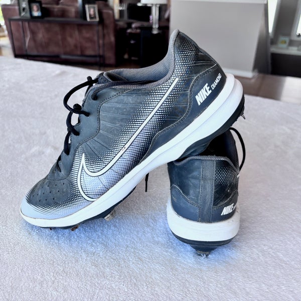 Nike Alpha Huarache Varsity 4 Low Black Baseball Cleat --------- SIZE 13m!!