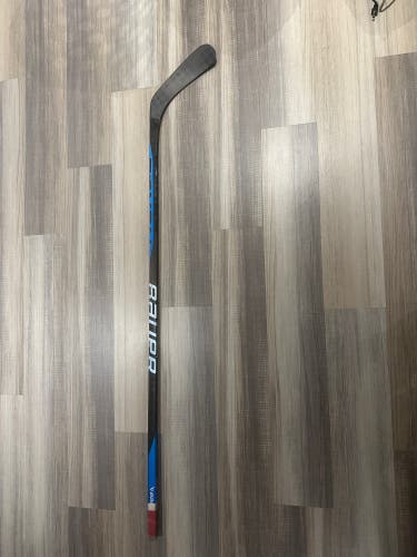 Used Senior Bauer Right Handed P92 Team Nexus Hockey Stick
