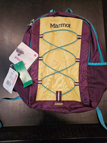 MARMOT  ARBOR  KIDS BACK PACK   NEW WITH TAGS