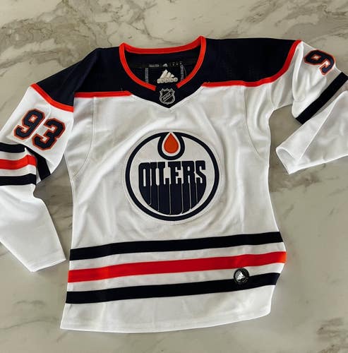 Edmonton Oilers New Away Adidas Jersey #93 Nugent-Hopkins - Large Girls