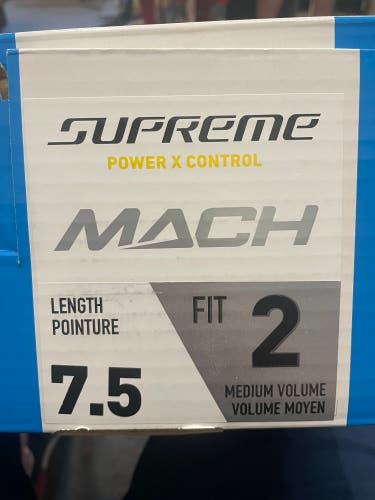 New Senior Bauer Size 7.5 Supreme Mach Hockey Skates *No Runners*