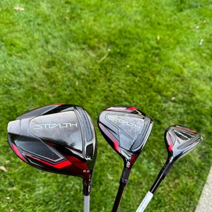 TaylorMade Stealth Driver 9.* &3 Fairwaywood 15* & 19 Hybrid Stiff Flex Right Handed