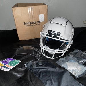 New Large Schutt F7 Helmet with Oakley clear visor
