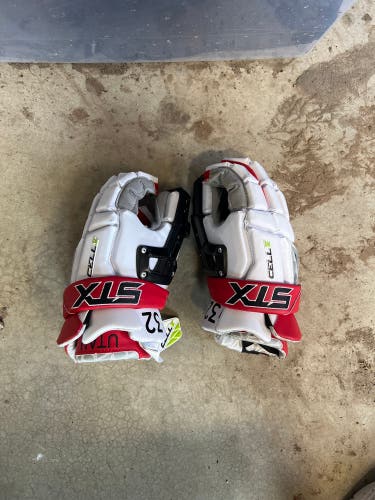Brand New University Of Utah #32 Lacrosse Team Issued Goalie STX Medium Cell V Lacrosse Gloves