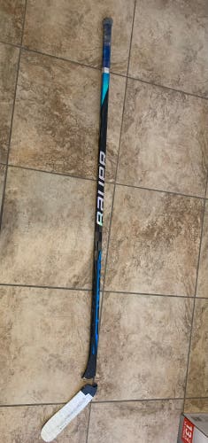 Used Senior Bauer Right Handed P88  Nexus Sync Hockey Stick