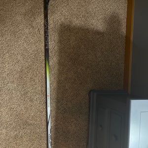 Used Senior Bauer Left Hand P92 Vapor Hyperlite 2 Hockey Stick