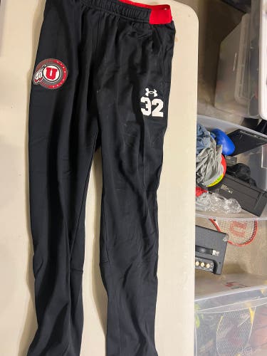 University of Utah Lacrosse Travel Pants Team Issued  #32 2023 (medium)