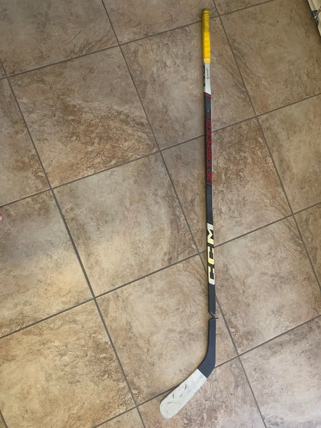 Used Intermediate CCM Right Handed P29  Jetspeed FT6 Pro Hockey Stick