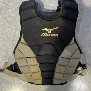 Black Used Youth Mizuno Catcher's Chest Protector