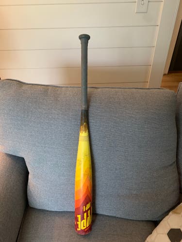 Used 2023 Easton (-8) 22 oz 30" Hype Fire Bat