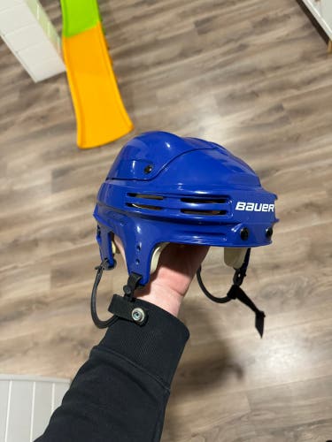 Used Medium Bauer 4500 Helmet Royal Blue
