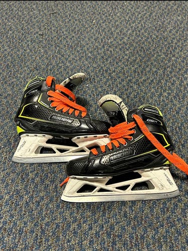 Used Senior Bauer Regular Width 7 GSX Hockey Goalie Skates