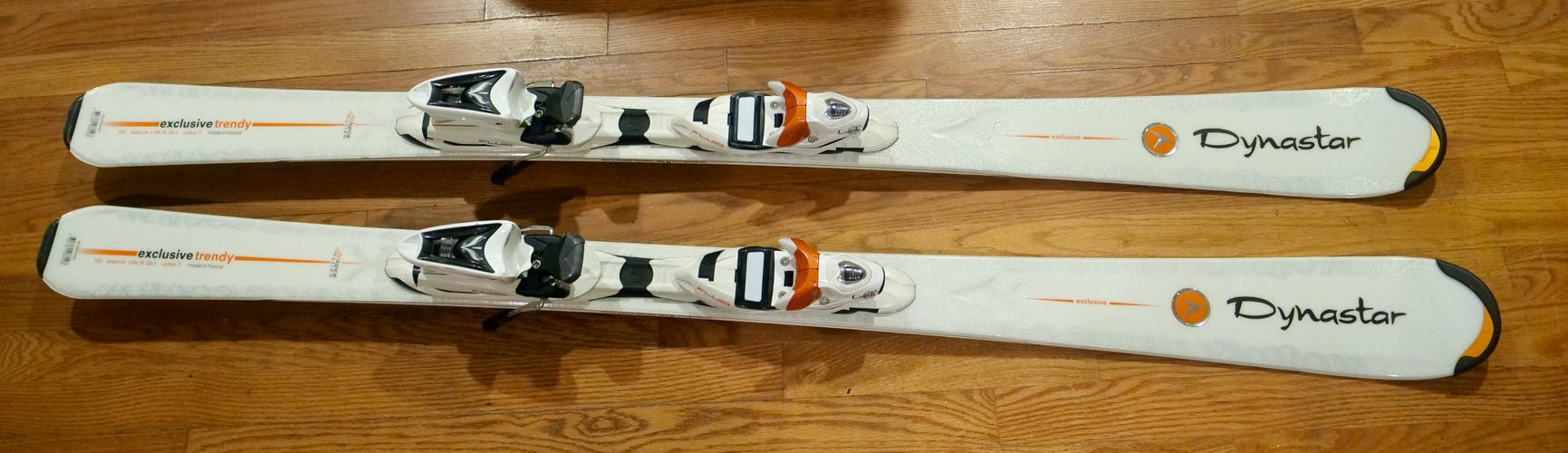 Used Women's Dynastar 153 cm All Mountain Exclusive Trendy Skis With Bindings