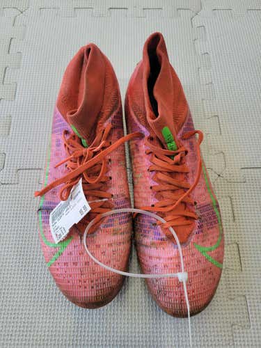 Used Nike Cleats -hole- Senior 9 Cleat Soccer Outdoor Cleats