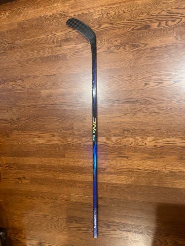 New Senior Bauer Right Handed P92M Nexus Sync Hockey Stick