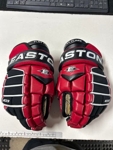 Used  Easton 12"  EQ3 Gloves