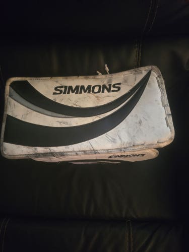 Used Simmons 995 Regular goalie blocker