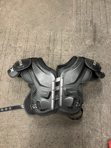 Used Adult Xenith Velocity Pro Light Shoulder Pads
