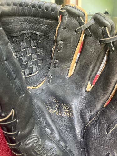 Used 2017 Pitcher's 12" Player Preferred Baseball Glove