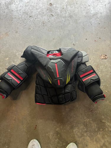Used Small Bauer Hyperlite Goalie Chest Protector